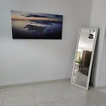 Апартаменты Cozy 2 Bedroom Steps To Seafront