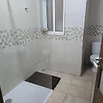 Cozy 2 Bedroom Steps To Seafront Апартаменты